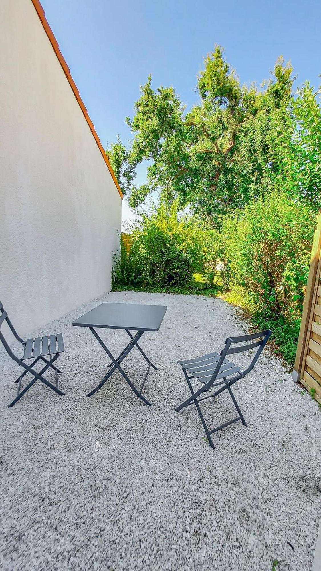 Calme Jardin & Parking Prox Royan Appart 2 مُدي المظهر الخارجي الصورة